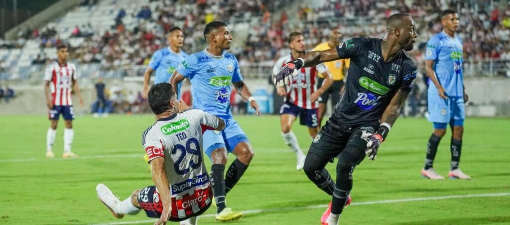 Debut con emociones: Junior y Jaguares empatan 3-3 en el Romelio Martínez